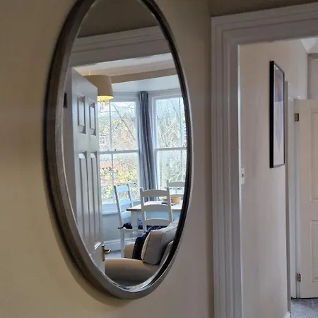 Idyllic Abode In Picturesque Clifton Village * בריסטול