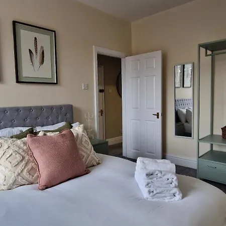 Апартаменты Idyllic Abode In Picturesque Clifton Village